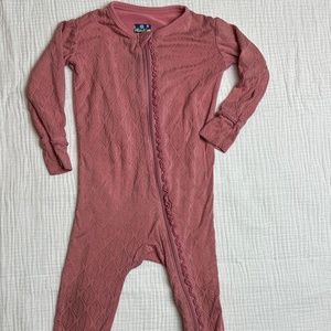 KicKee Pants Pajamas, Soft pink with gold pattern, Size 9-12 Months